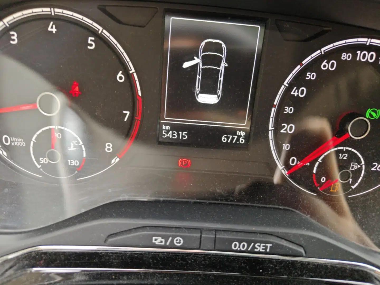 Volkswagen Polo 2019 Plus 1.5L Automatic Beats Trendy Cool Edition — миниатюра 11