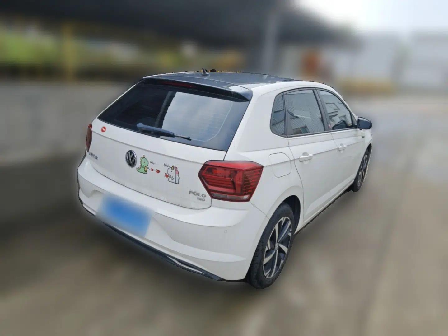 Volkswagen Polo 2019 Plus 1.5L Automatic Beats Trendy Cool Edition — миниатюра 6