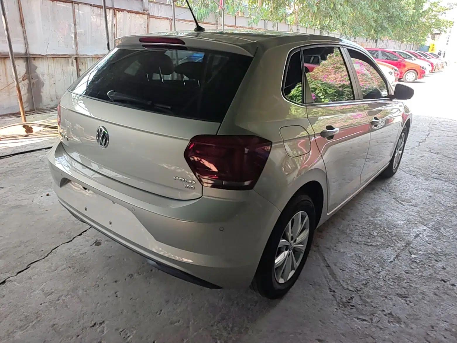 Volkswagen Polo 2019 Plus 1.5L Automatic Colorful Technology Edition — миниатюра 6
