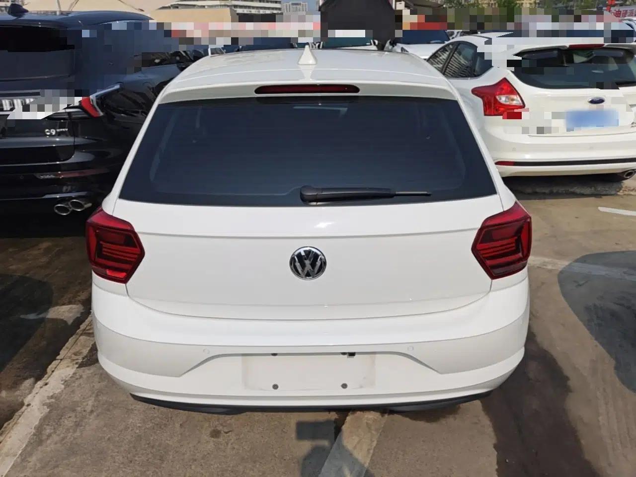 Volkswagen Polo 2019 Plus 1.5L Automatic Colorful Technology Edition — миниатюра 5