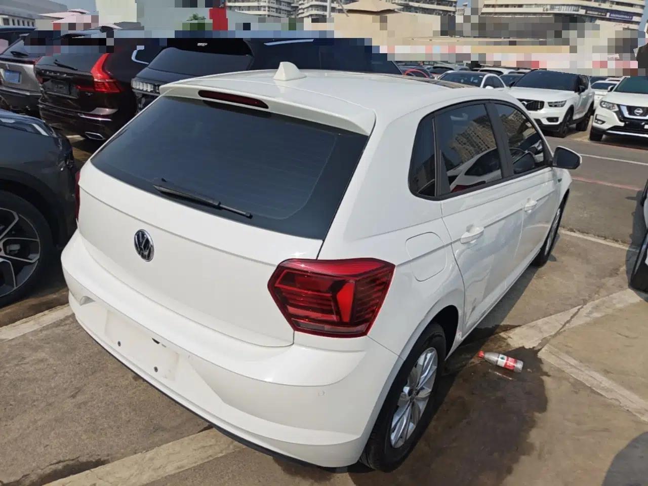 Volkswagen Polo 2019 Plus 1.5L Automatic Colorful Technology Edition — миниатюра 6