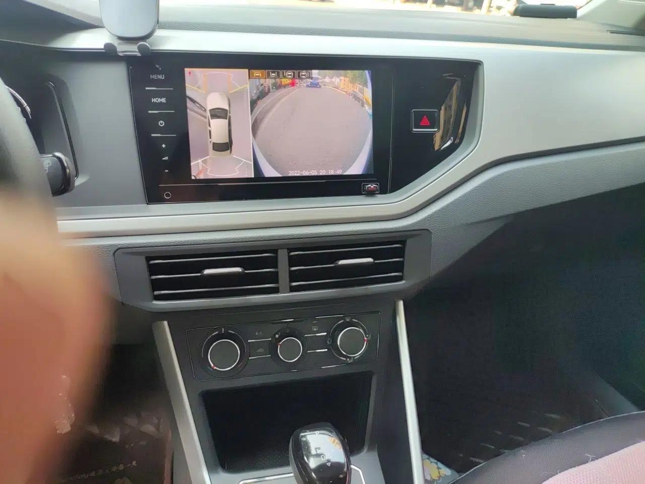 Volkswagen Polo 2021 Plus 1.5L Automatic Panoramic Enjoyment Edition — миниатюра 12