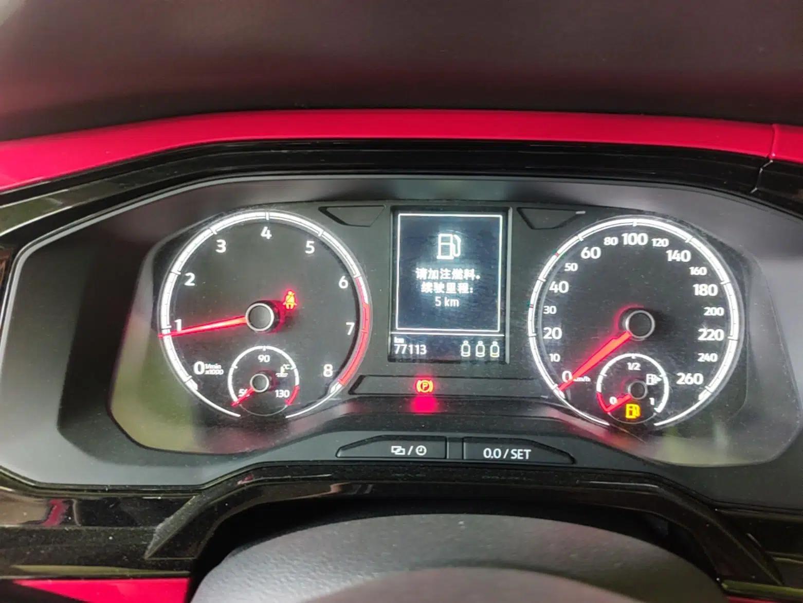 Volkswagen Polo 2019 Plus 1.5L Automatic Colorful Technology Edition — миниатюра 14