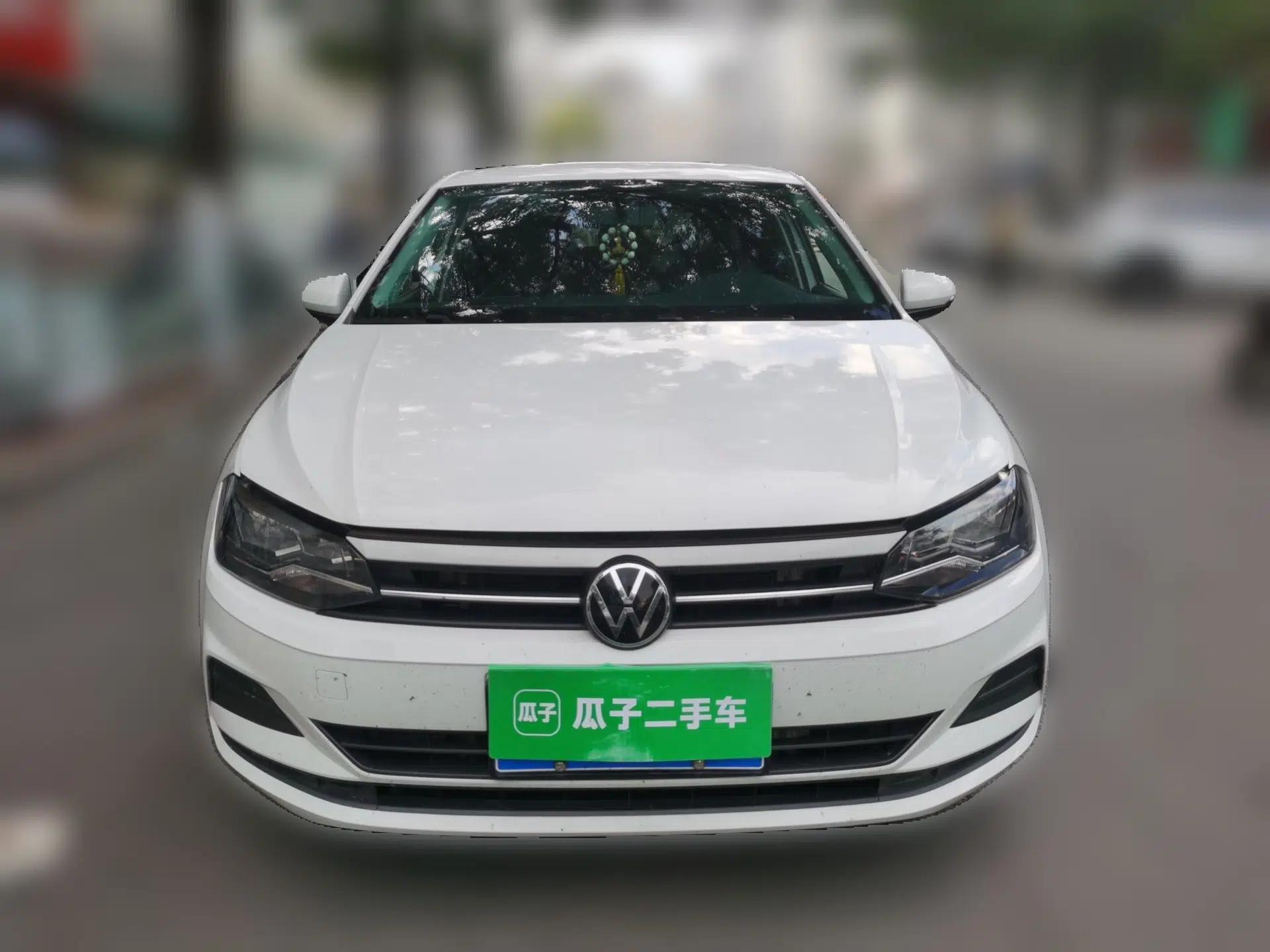 Volkswagen Polo 2023 Plus 1.5L Automatic Enjoy-the-Moment Edition — миниатюра 2