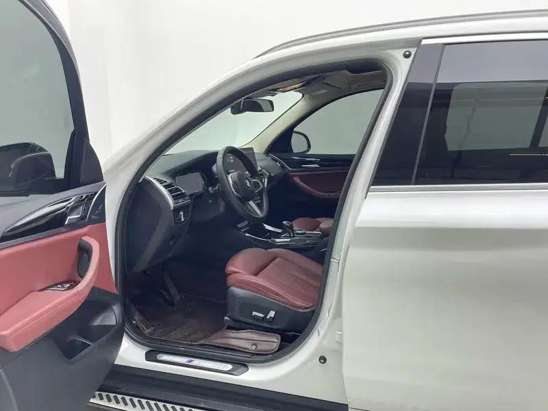 2022 BMW X3 xDrive25i M Sport Package — миниатюра 17