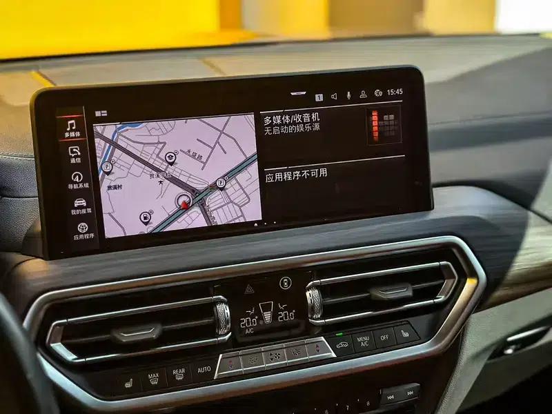 BMW X3 2022 xDrive30i Leading Edition M Sport Package — миниатюра 5