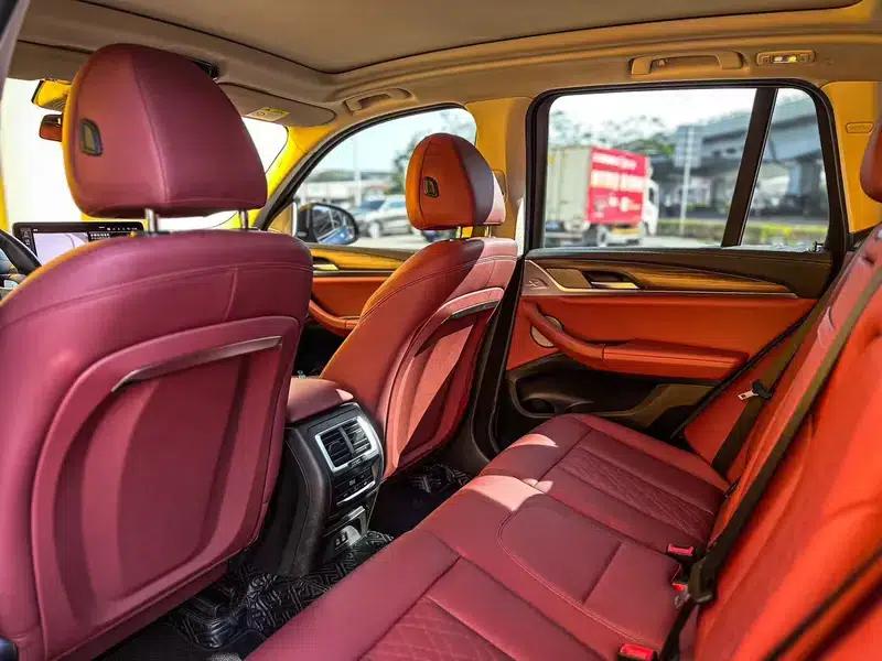 BMW X3 2022 xDrive30i Leading Edition M Sport Package — миниатюра 9