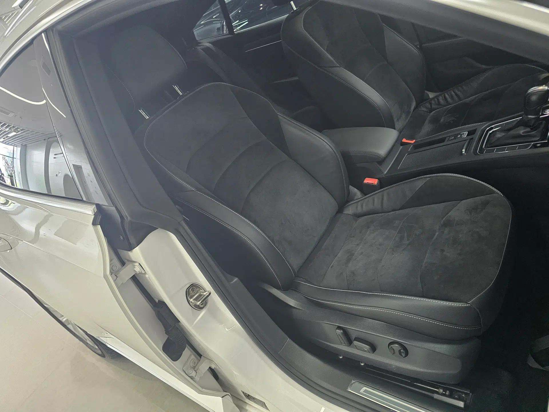 Volkswagen FAW-Volkswagen CC 2020 330TSI Huayan Edition China VI Standard — миниатюра 19