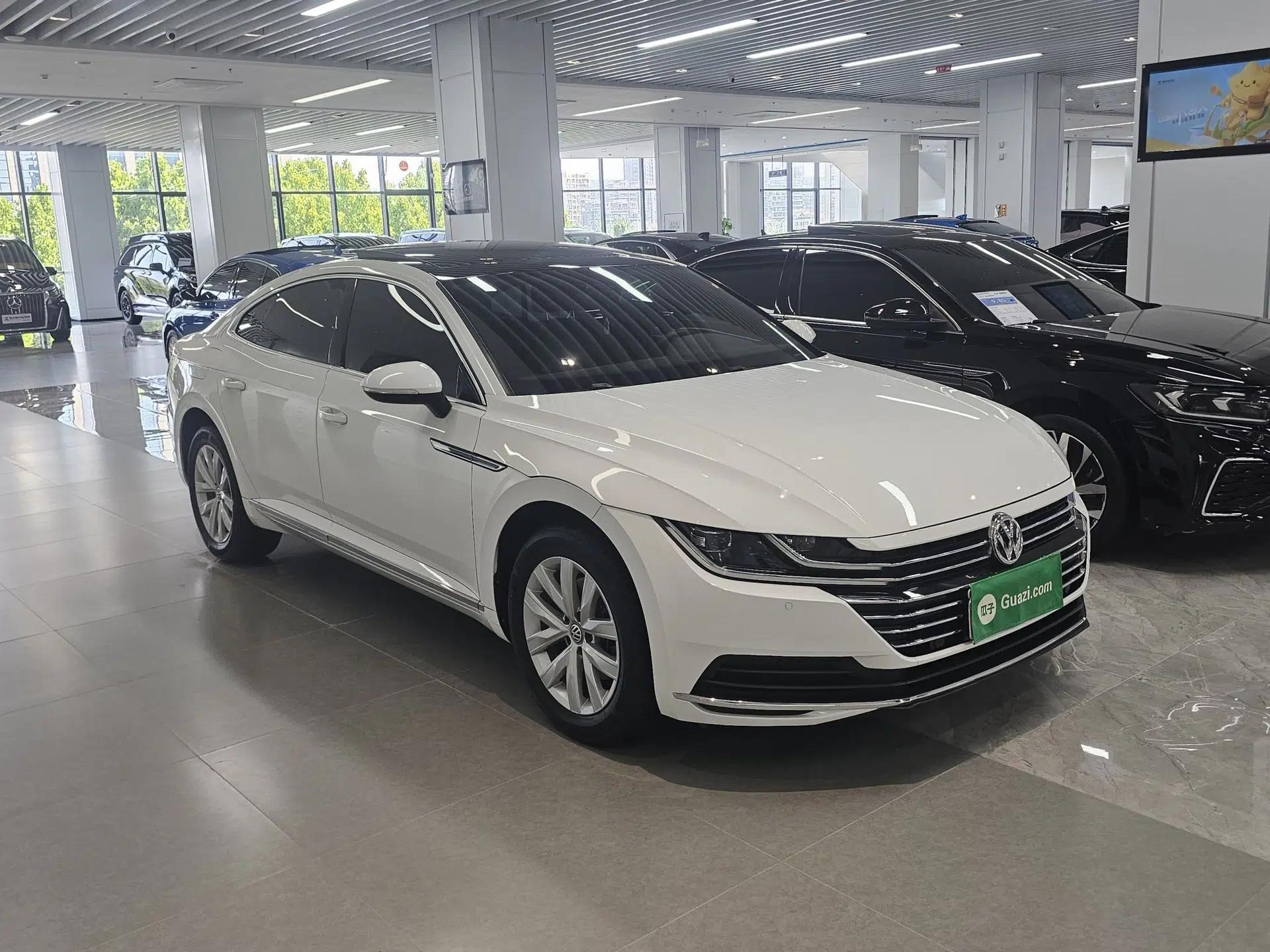 Volkswagen FAW-Volkswagen CC 2020 330TSI Huayan Edition China VI Standard — миниатюра 3