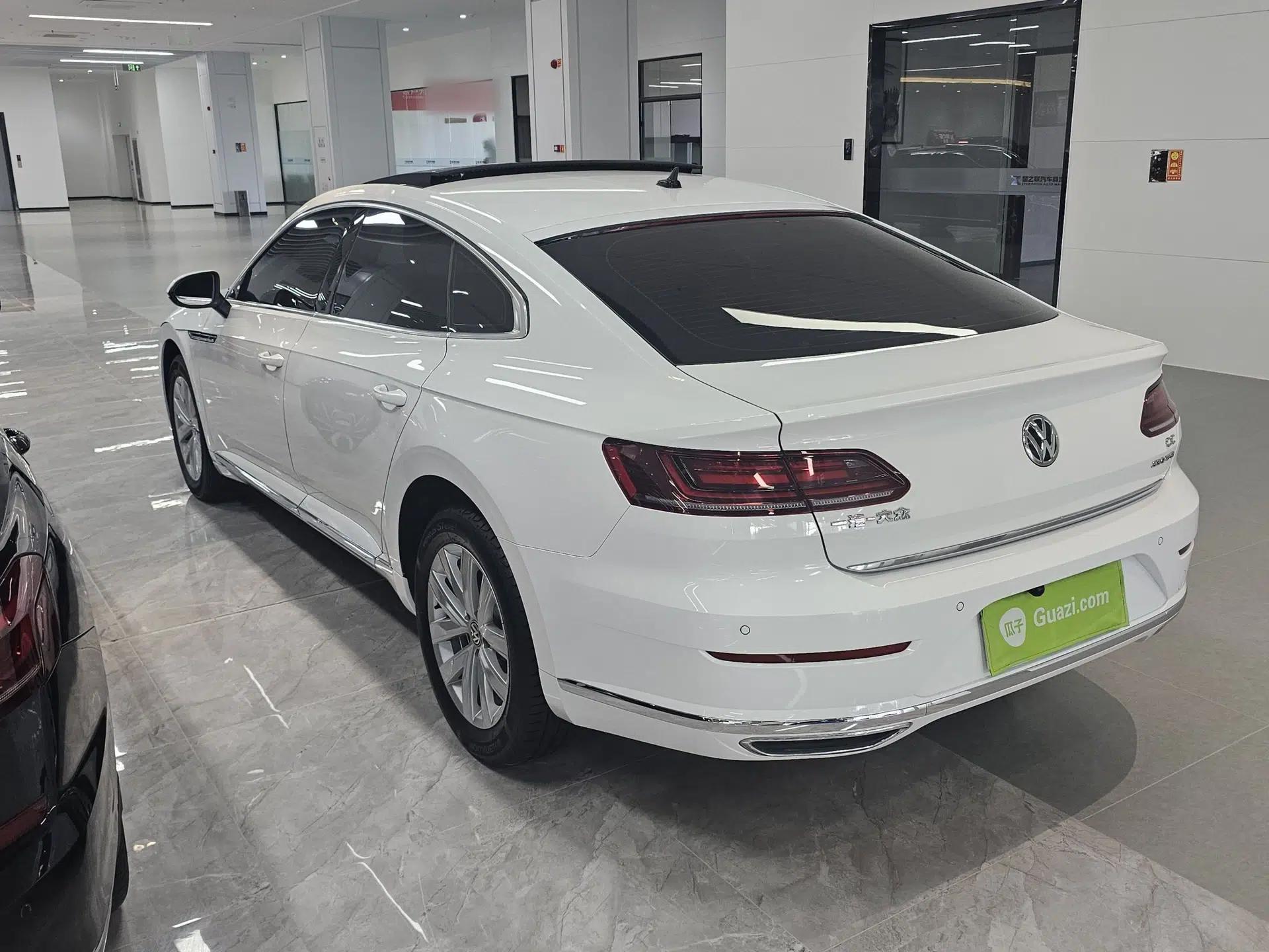 Volkswagen FAW-Volkswagen CC 2020 330TSI Huayan Edition China VI Standard — миниатюра 4