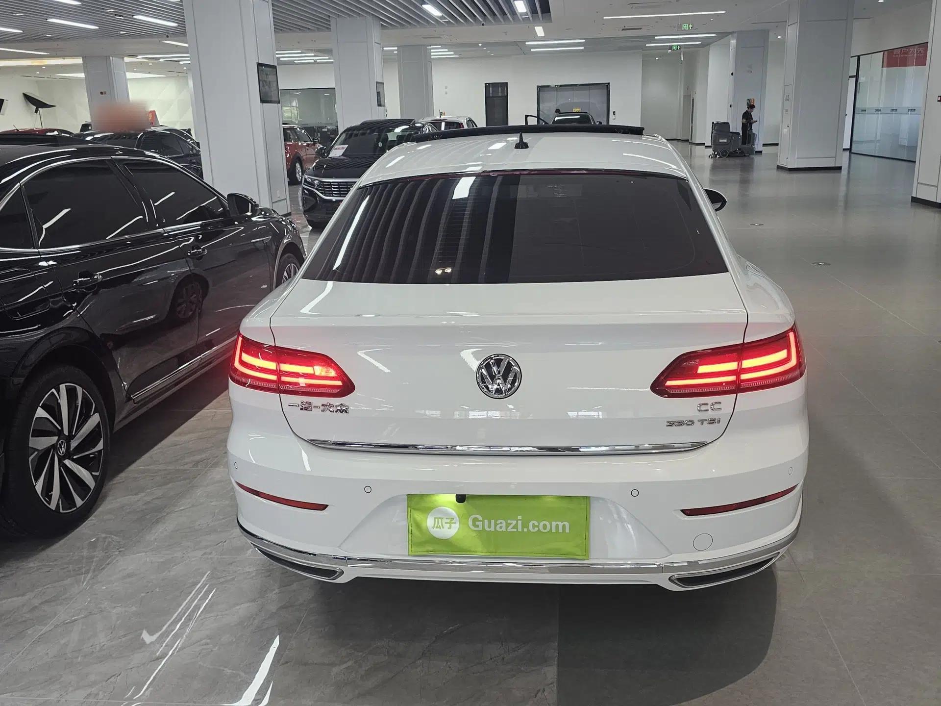 Volkswagen FAW-Volkswagen CC 2020 330TSI Huayan Edition China VI Standard — миниатюра 5