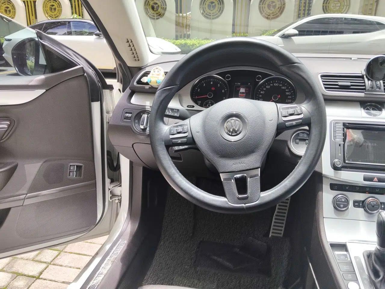 Volkswagen FAW-Volkswagen CC 2018 2.0 TSI Luxury Model — миниатюра 10
