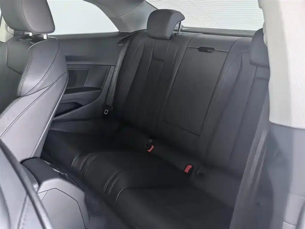 2022 Audi A5 Sportback 40 TFSI (Imported) - Fashionable and Dynamic Model — миниатюра 13