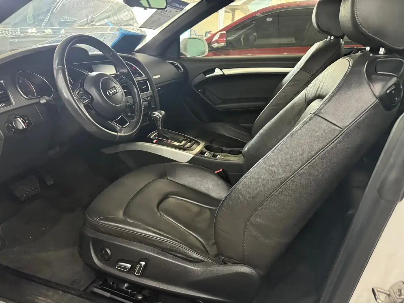 2013 Audi A5 (Imported) Cabriolet 40 TFSI Fashion Edition — миниатюра 4
