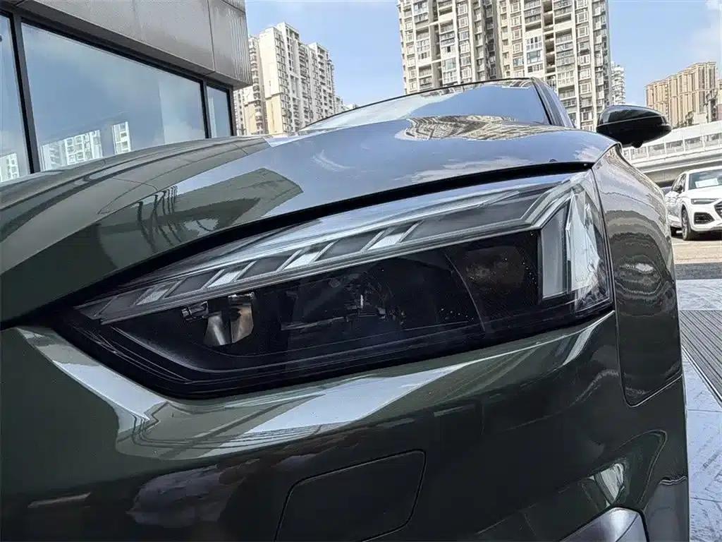 2022 Audi A5 Sportback 40 TFSI (Imported) - Fashionable and Dynamic Model — миниатюра 13