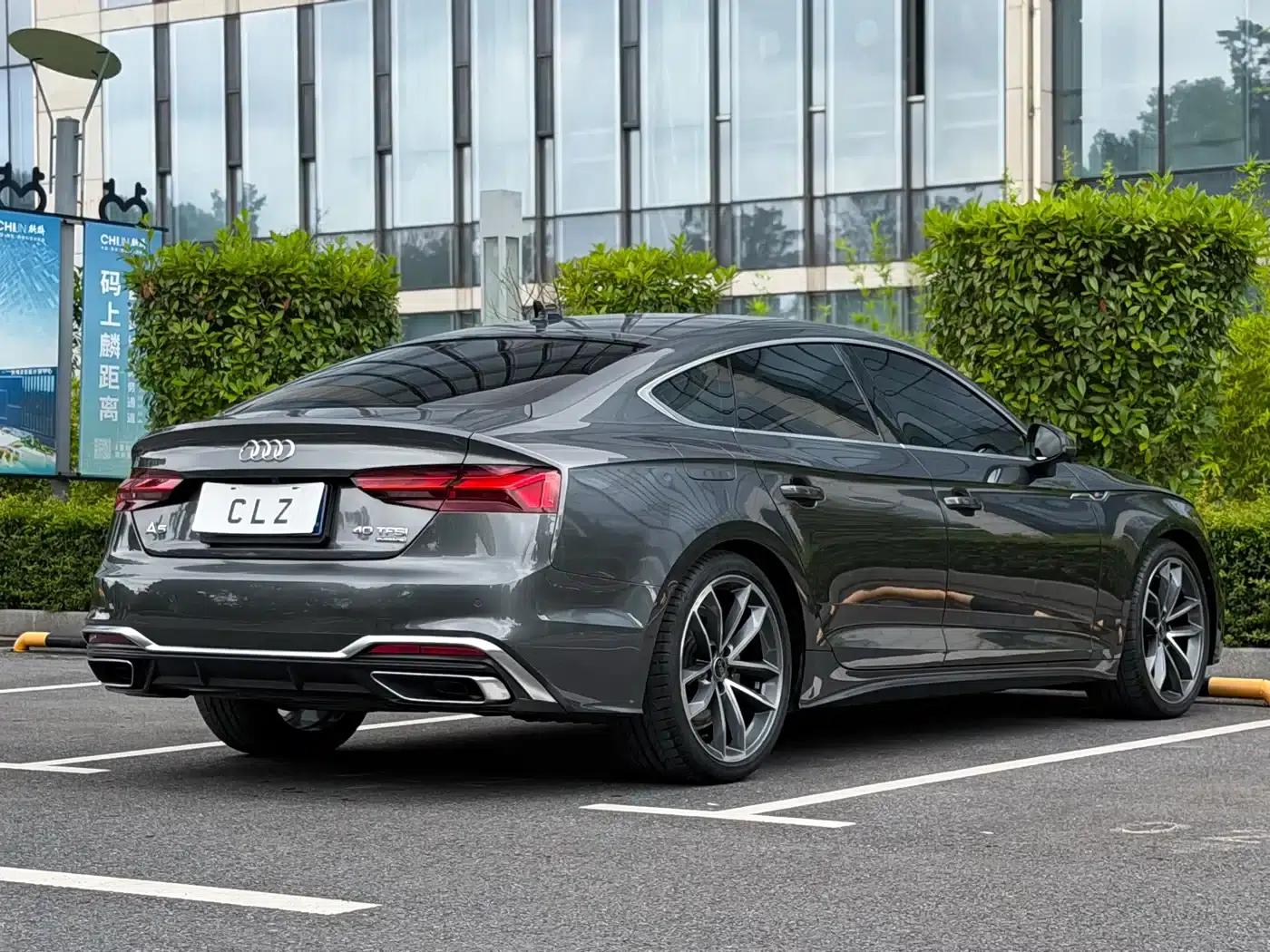 2023 Audi A5 Sportback 40 TFSI quattro Luxury Dynamic (Imported) — миниатюра 3
