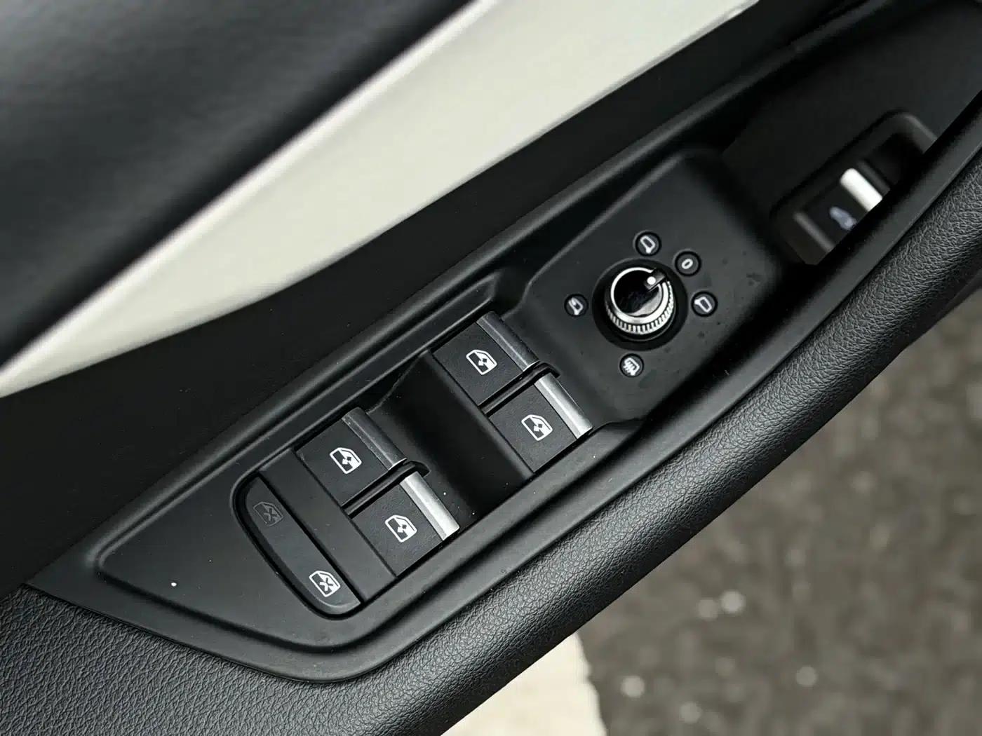 2023 Audi A5 Sportback 40 TFSI quattro Luxury Dynamic (Imported) — миниатюра 10
