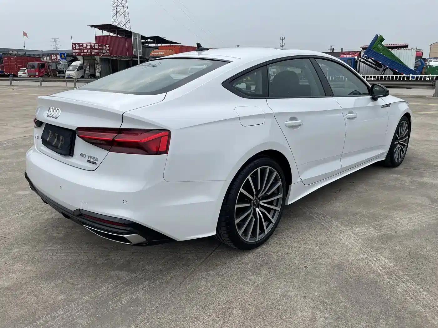 Audi A5 (Imported) 2024 Sportback 40 TFSI quattro Luxury Dynamic — миниатюра 28