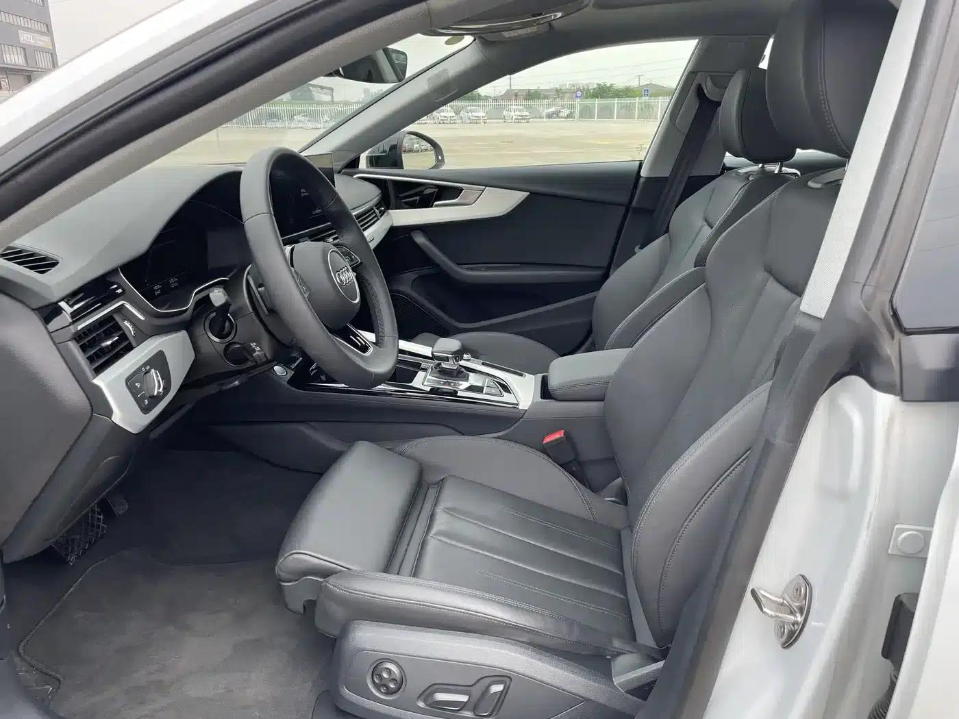 Audi A5 (Imported) 2024 Sportback 40 TFSI quattro Luxury Dynamic — миниатюра 32