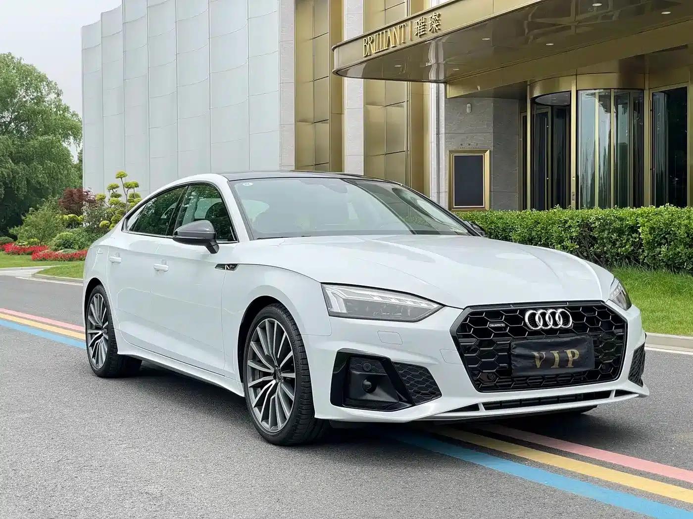 Audi A5 (Imported) 2024 Sportback 40 TFSI quattro Luxury Dynamic — миниатюра 35