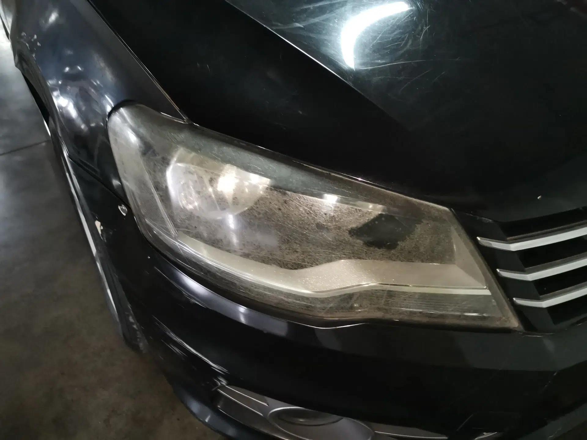Volkswagen Bora 2013 1.6L Manual Comfort Model — миниатюра 7