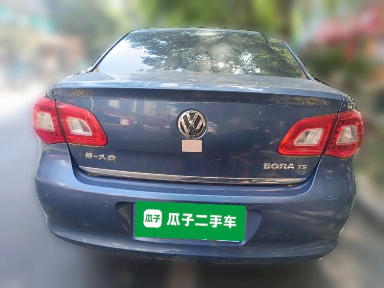 Volkswagen Bora 2011 1.4T Automatic Comfort Model — миниатюра 5