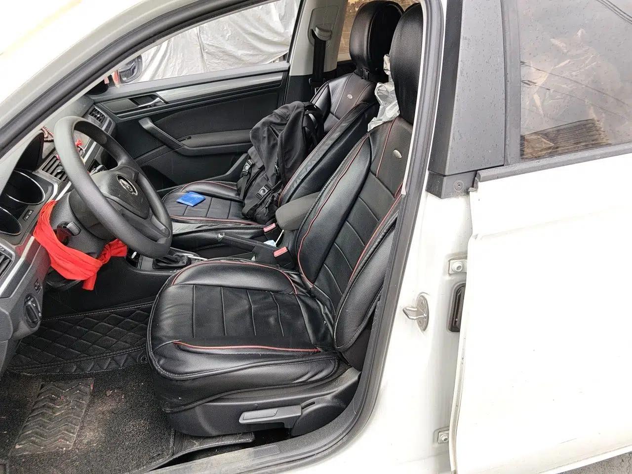Volkswagen Bora 2016 1.6L Automatic Fashion Model — миниатюра 15