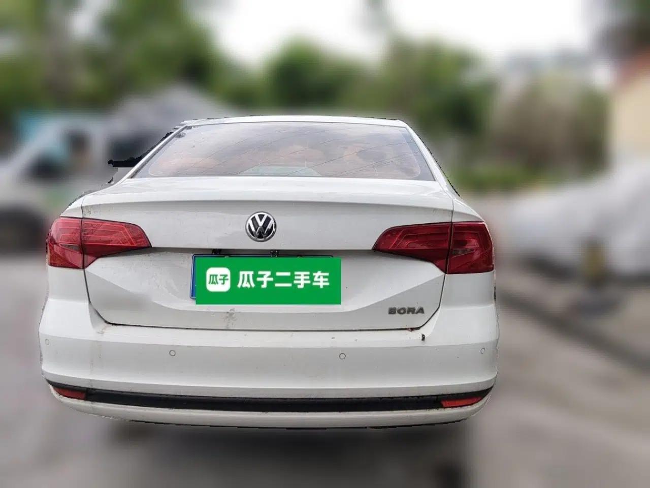 Volkswagen Bora 2016 1.6L Automatic Fashion Model — миниатюра 5