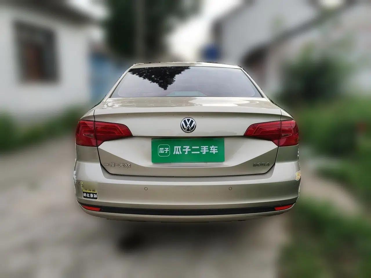 Volkswagen Bora 2018 1.5L Manual Fashion Model — миниатюра 5