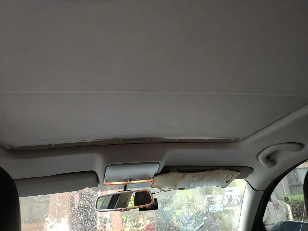 Volkswagen Bora 2013 1.6L Automatic Luxury Model — миниатюра 18