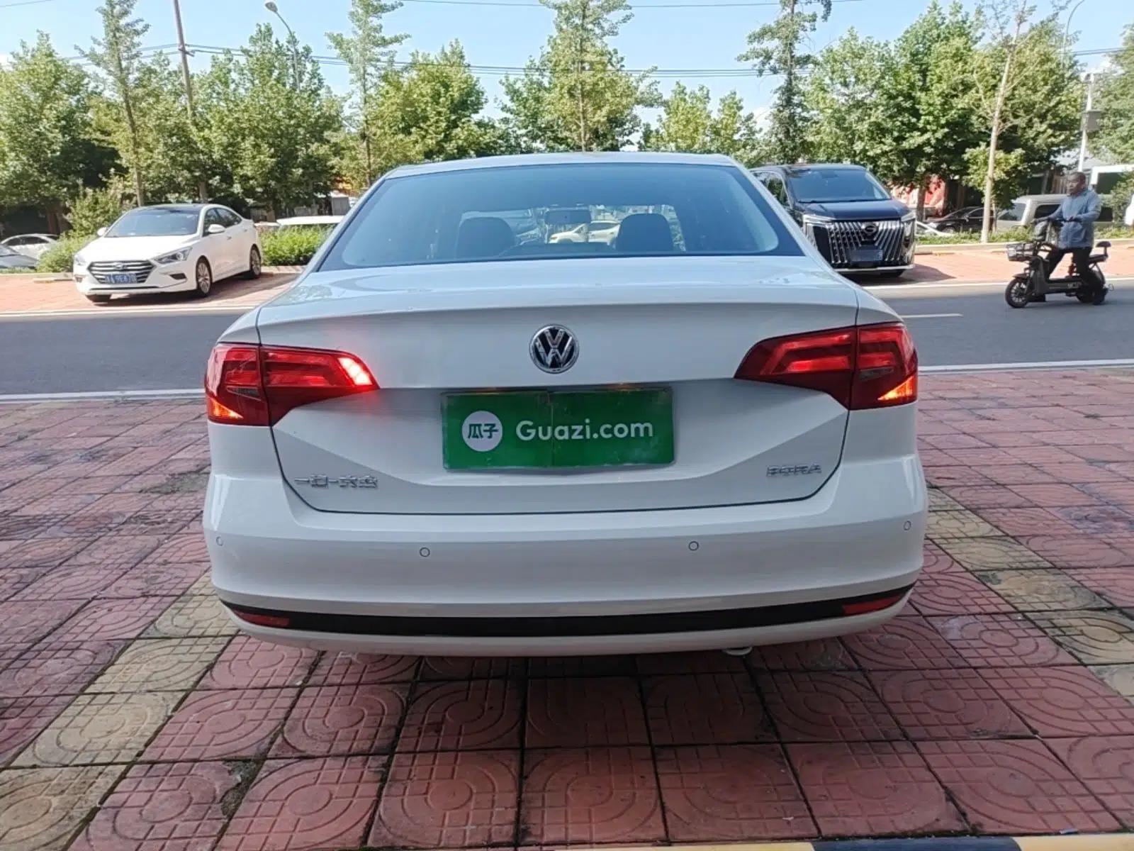 Volkswagen Bora 2019 Bora·Legend 1.5L Automatic Fashion Edition China VI Standard — миниатюра 5