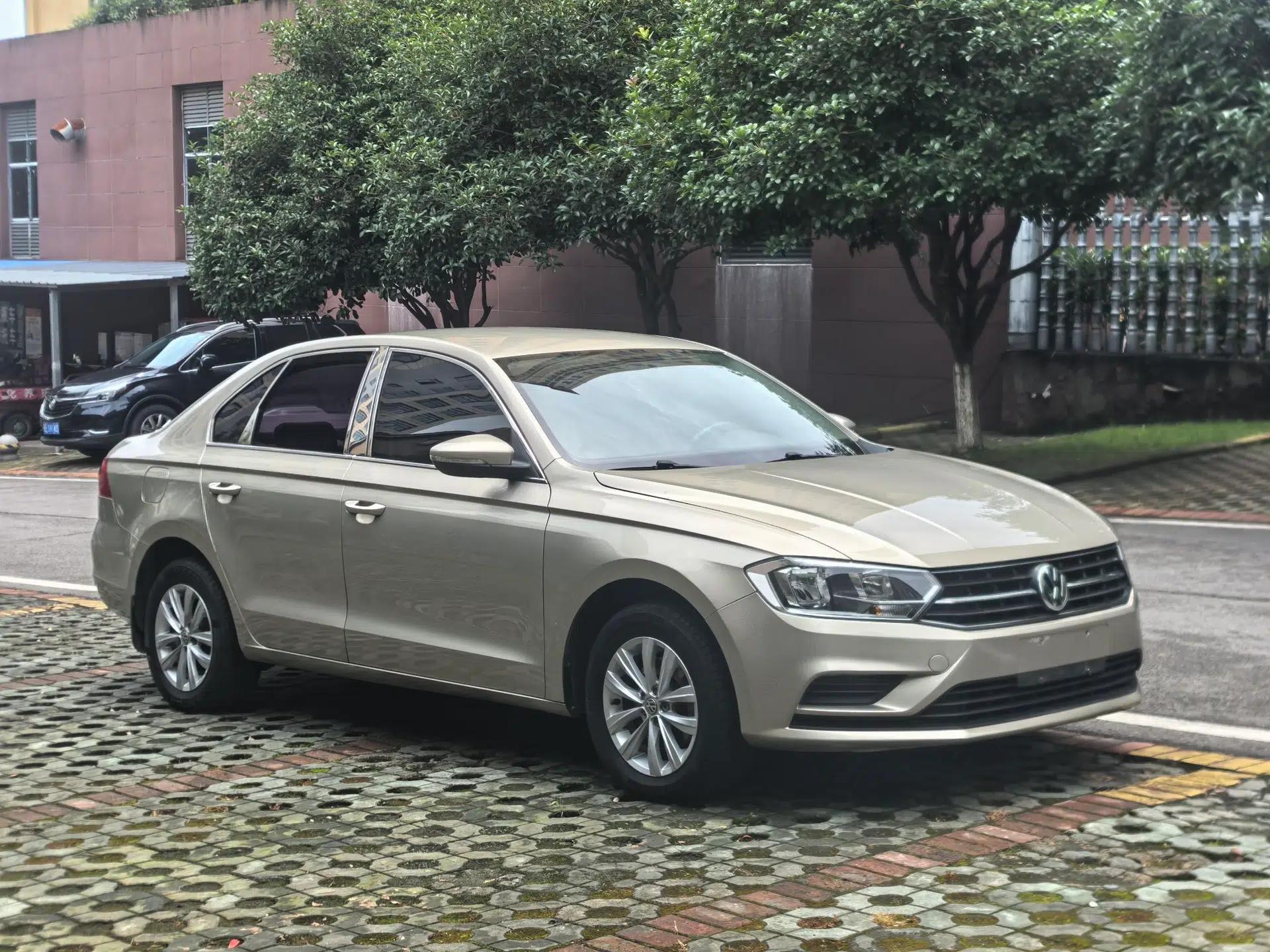 Volkswagen Bora 2018 1.5L Automatic Fashion Model — миниатюра 14