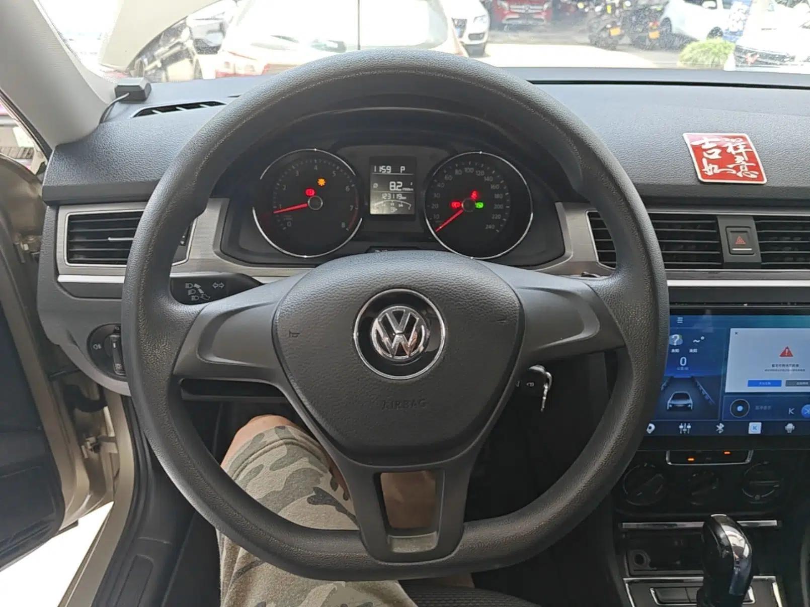 Volkswagen Bora 2018 1.5L Automatic Fashion Model — миниатюра 20