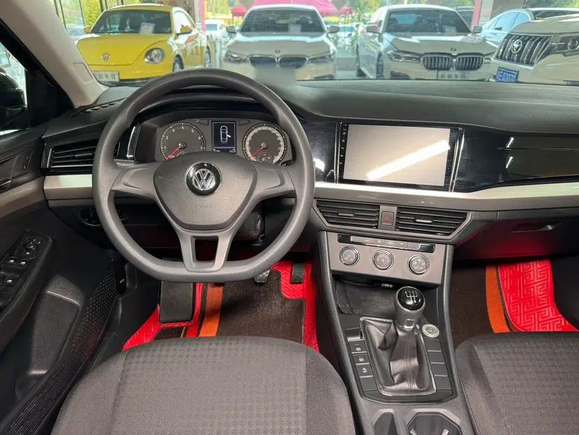Volkswagen Bora 2020 1.5L Manual Fashion Edition — миниатюра 28