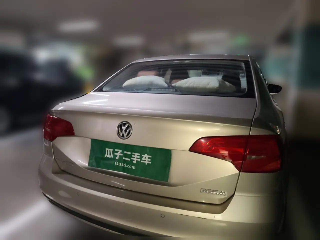 Volkswagen Bora 2016 1.6L Automatic Fashion Model — миниатюра 5