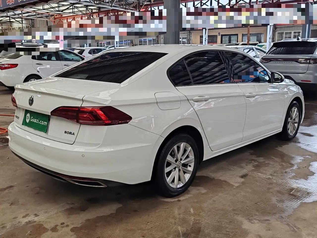 Volkswagen Bora 2020 1.5L Automatic Comfort Model — миниатюра 6