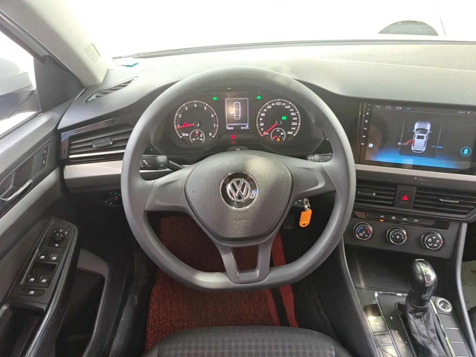 Volkswagen Bora 2019 Revised Version 1.5L Automatic Fashionable Style China VI — миниатюра 13