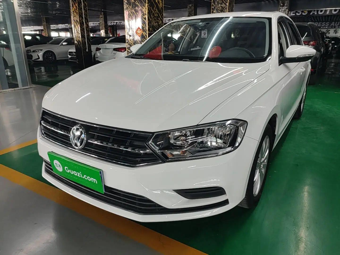 Volkswagen Bora 2019 Bora·Legend 1.5L Automatic Fashion Edition China V Standard — миниатюра 1