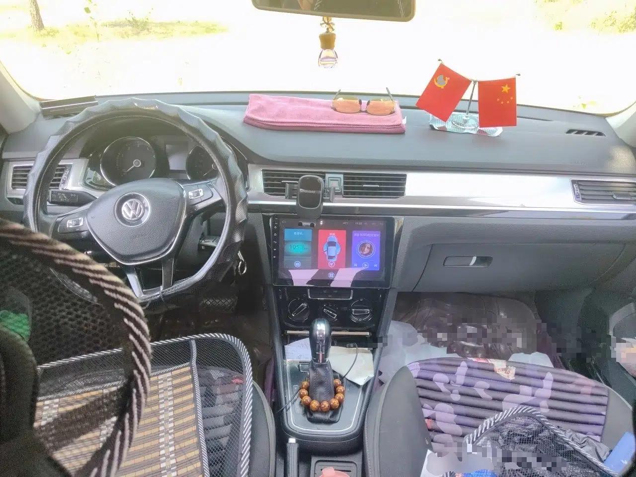 Volkswagen Bora 2018 1.5L Automatic Comfort Model — миниатюра 9