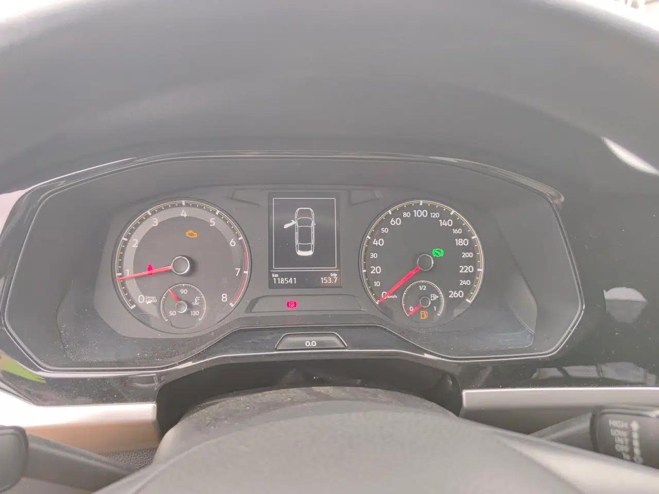 Volkswagen Bora 2021 1.5L Automatic Fashionable Smart Connectivity Version — миниатюра 11