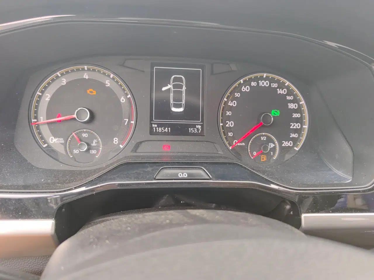 Volkswagen Bora 2021 1.5L Automatic Fashionable Smart Connectivity Version — миниатюра 12