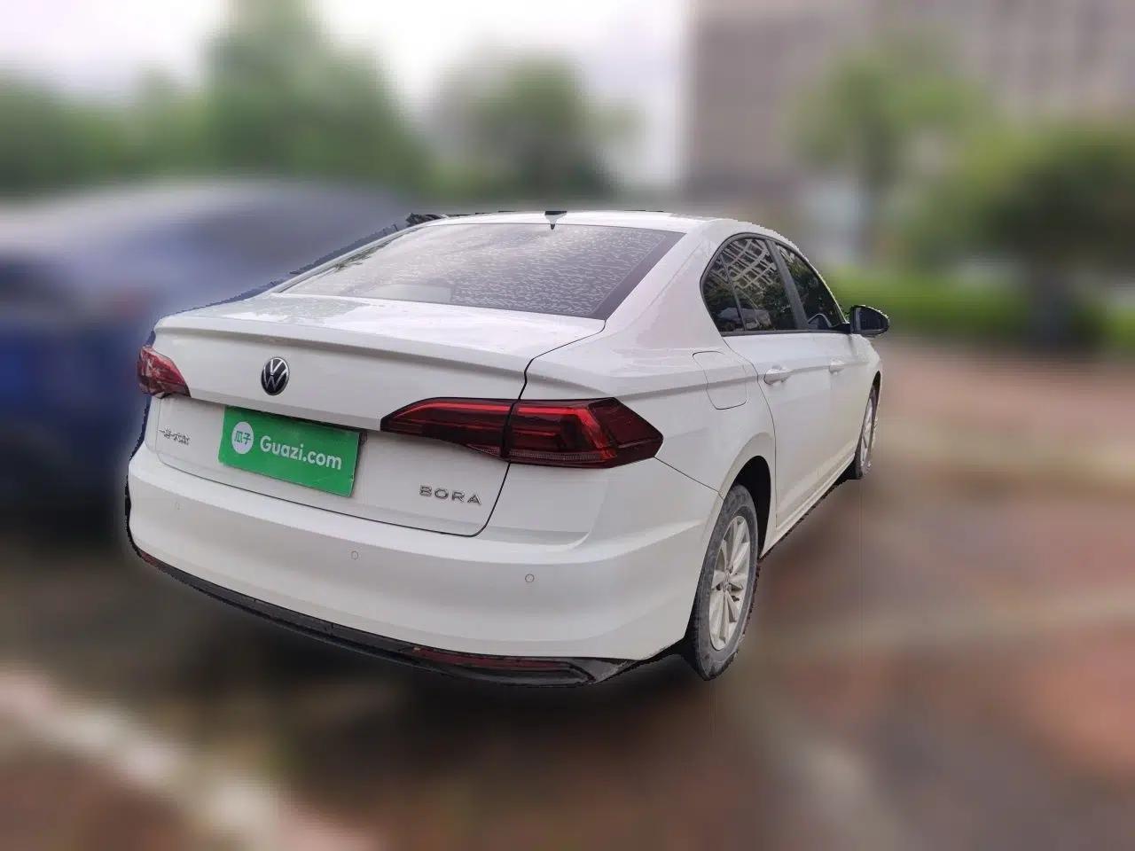 Volkswagen Bora 2021 1.5L Automatic Fashionable Smart Connectivity Version — миниатюра 6
