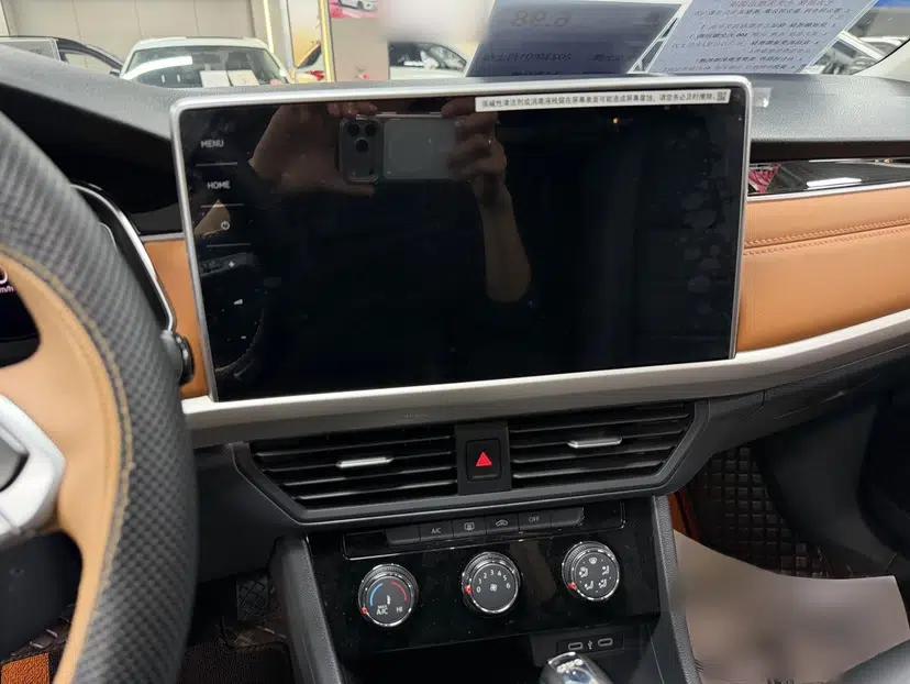 Volkswagen Bora 2023 200TSI DSG YueXing PRO Edition — миниатюра 12