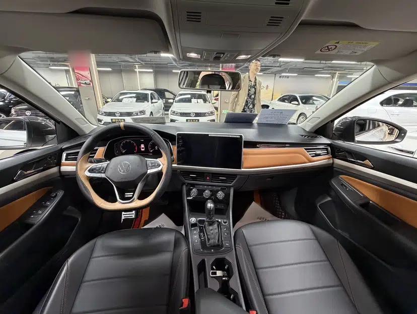 Volkswagen Bora 2023 200TSI DSG YueXing PRO Edition — миниатюра 14