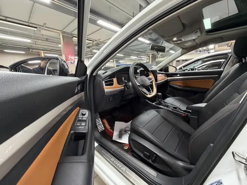 Volkswagen Bora 2023 200TSI DSG YueXing PRO Edition — миниатюра 18