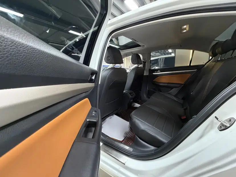 Volkswagen Bora 2023 200TSI DSG YueXing PRO Edition — миниатюра 19