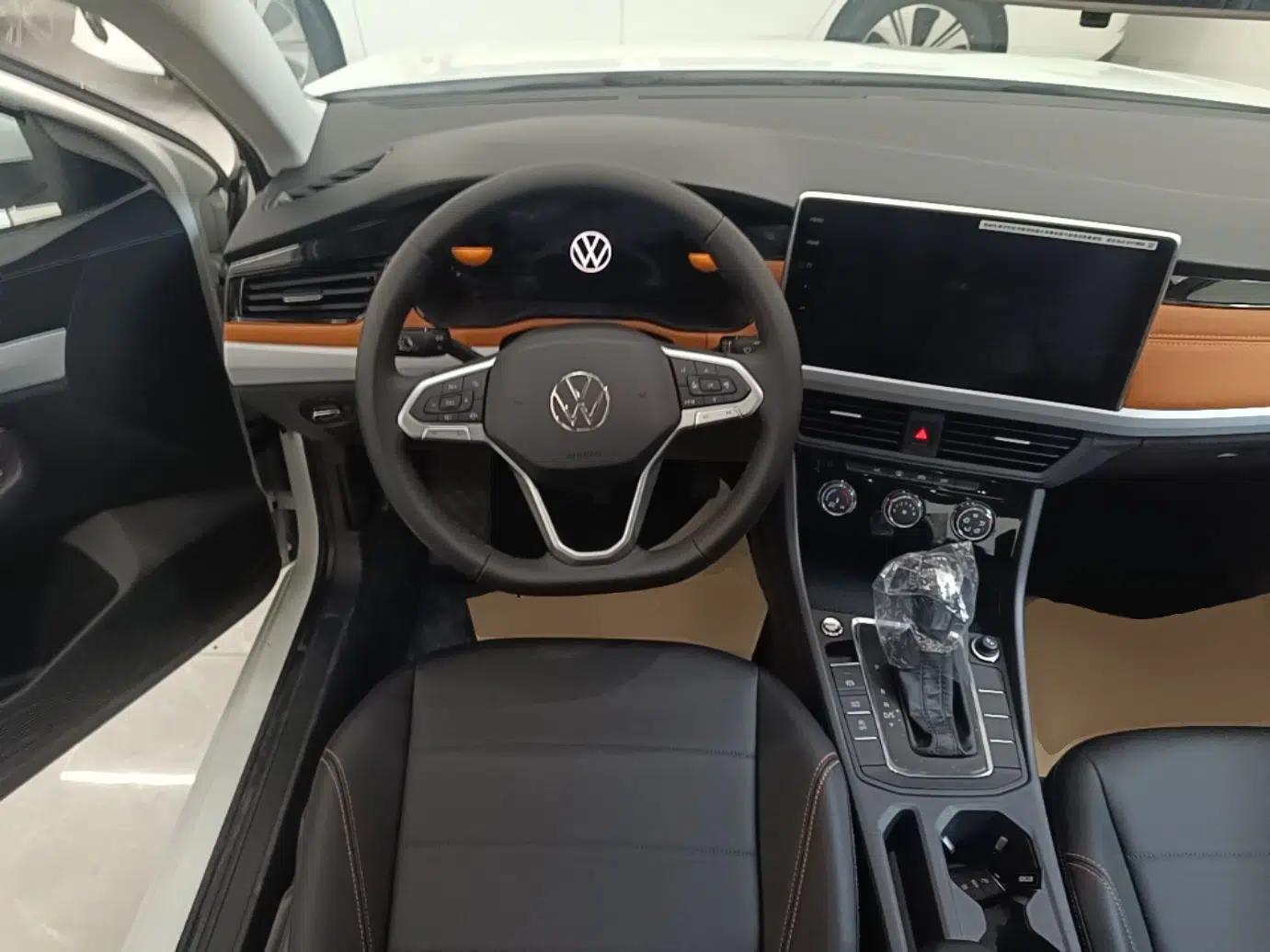 Volkswagen Bora 2026 200TSI DSG Yuexing Navigation Edition — миниатюра 13