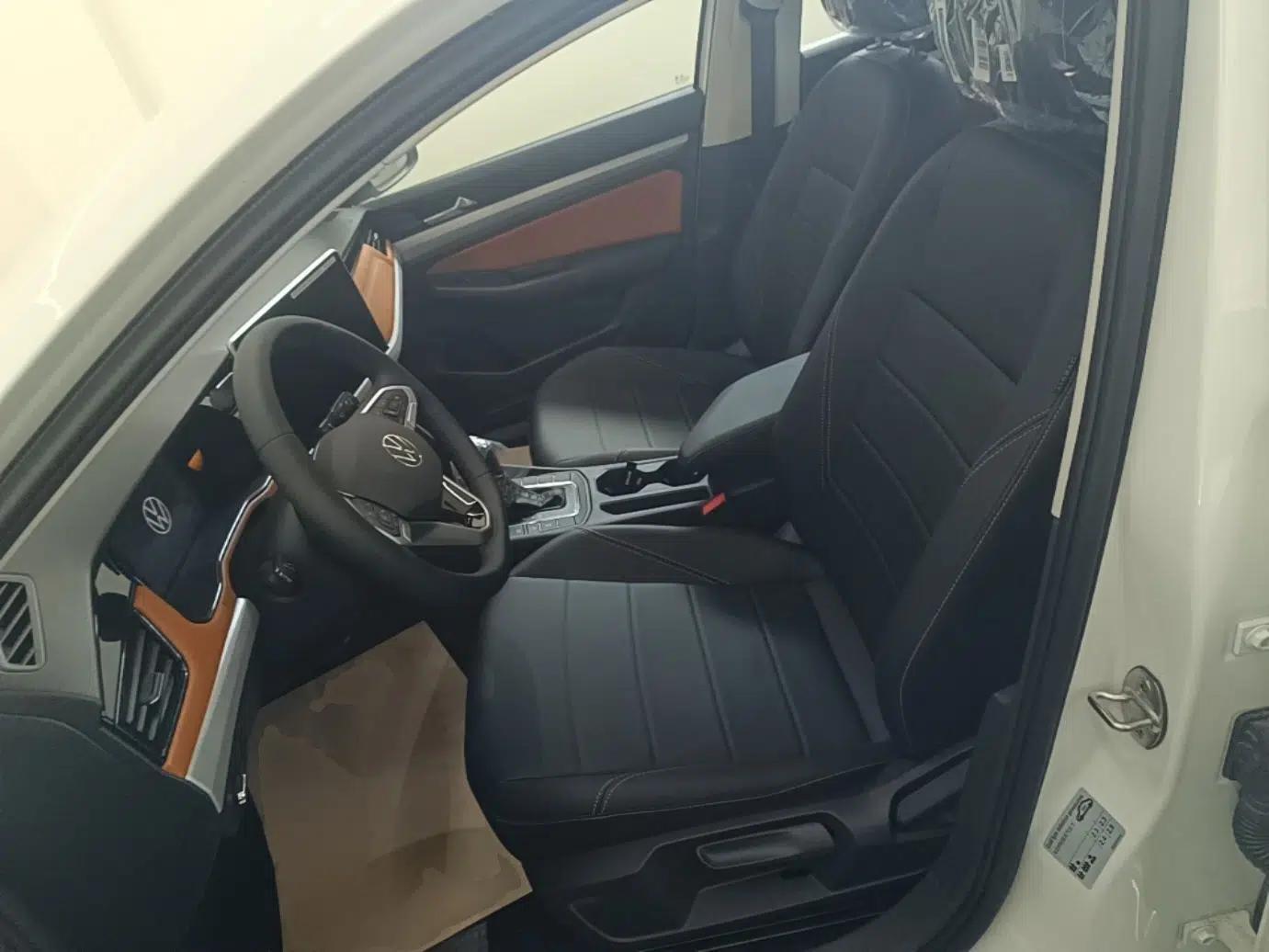 Volkswagen Bora 2026 200TSI DSG Yuexing Navigation Edition — миниатюра 17