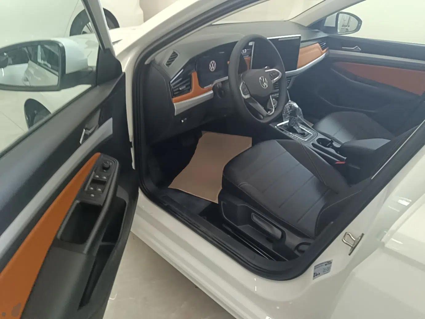 Volkswagen Bora 2026 200TSI DSG Yuexing Navigation Edition — миниатюра 18
