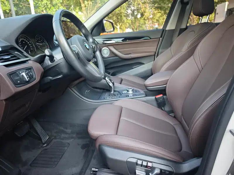 BMW X1 2021 sDrive25Li Leading Edition — миниатюра 15